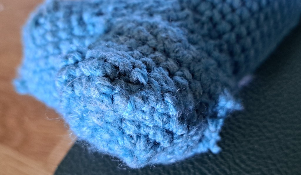 Fixed hole in a crochet toy